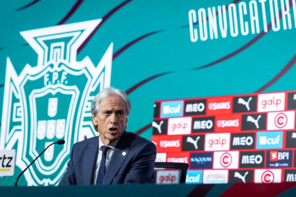 Jorge Jesús convocó a Cristiano Ronaldo para la Nations League, pero le puso condiciones