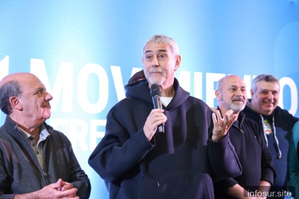 Ferraresi llamó a "construir una nueva mayoría" en reunión del MDF