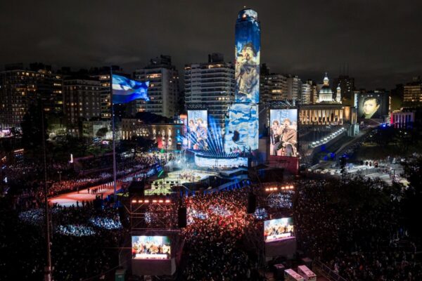 250.000 personas celebraron la apertura de los Juegos Suramericanos en Rosario