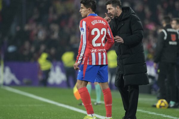 Simeone se enorgullece del trabajo de Giuliano: "El mérito habla solo"