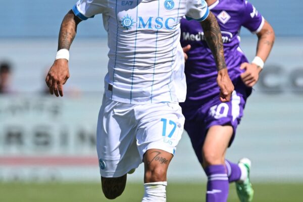 Mastantuono titulares, Fiorentina busca triunfo en Serie A